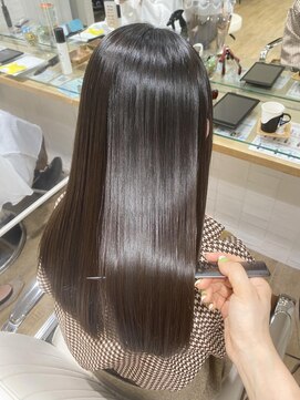 ネオリーブ チロル 横浜西口店(Neolive CiroL.) 縮毛矯正×ベージュ【黒髪小顔ボブルフワンレンネビージュ】