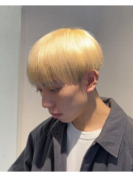 リア(Lia by KENJE) 抜きっぱなしブロンド♪