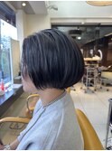 大人可愛い20304050代黒髪ショートボブ 前髪なし 前下がり