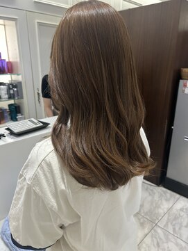 アピッシュ ギンザ(apish ginza) オリーブベージュ/ベージュカラー/ブリーチなし