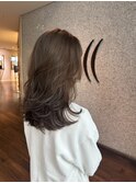 セミロングレイヤーカット×チョコレートブラウン