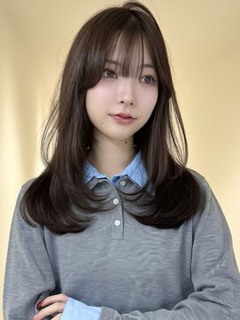 アイトーキョーエス 渋谷(AI TOKYO S) ナチュラルレイヤーハッシュカットオリーブカラー透明感