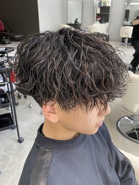 エデアンルクラ 下通(EDEAN Leclat) 熊本メンズパーマ マッシュ 波巻き ツイスパ MEN'S HAIR