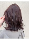 ラベンダーグレージュのやわらかウェーブミディ