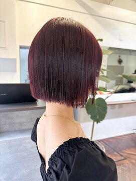 ラレイ ハラジュク(Lalei harajuku) 【白石】ブリーチなし赤髪ワインレッドボルドー艶カラー原宿ボブ