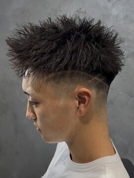 ネクストゼロ(NEXT zerO) アップバングショート