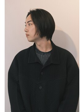 シンク(sync) メンズのアンニュイな中性的なショートボブ 大阪美容室メンズ