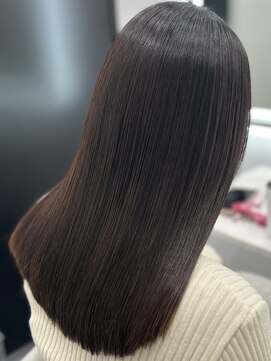 ピリオド 赤坂(Period.) ミディアムヘアーチョコレートカラー縮毛矯正髪質改善　赤坂見附