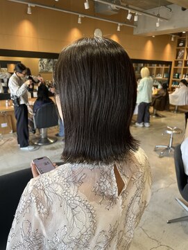 オーガニック ライフ 若葉 鶴ヶ島(organic+life) イルミナカラー艶髪ボブ切りっぱなしボブ