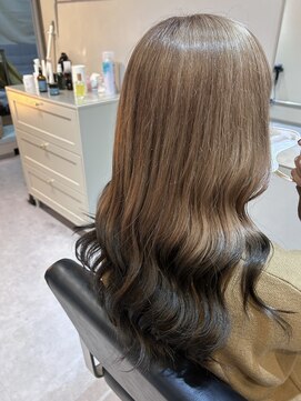 ミリ 北千住(millit) エンドカラー