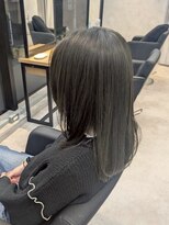 ズッカ(ZuKKa)&nbsp;《ZuKKa》ミディアムストレート◇20代30代【武蔵小杉/新丸子】