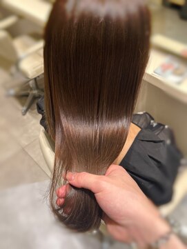 ケーツー エム 京都ラクエ(k-two emu) 透明感ブラウンカラー*ロングヘア*髪質改善トリートメント