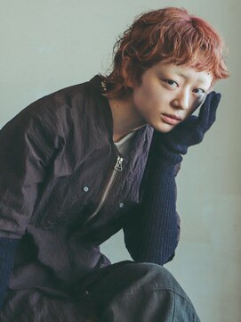 バーノン(VERNON) WETTY WOLFwearingOmar afridi【VERNON】058-262-3611