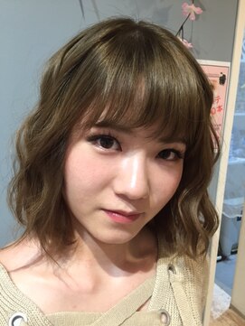 マイン ヘアアンドリラックス(mine) ふんわりミルクティーベージュ