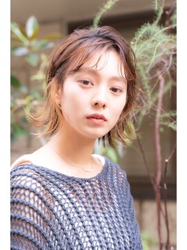 エイミー(Aimee) Aimee町田ハンサムミディ×インナーイエローベージュ