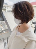 脱白髪染め/白髪ぼかしハイライト/前下がりボブ/ミニボブ