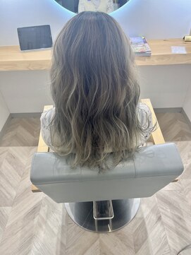 ココル(cocolu) ロングバレイヤージュ