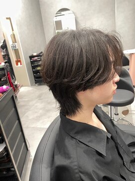 ジエクト アイロ 江坂駅前店(The Ect ilo) センターパートマッシュ