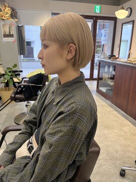 ルックアット(Look at) 【lookat】20代30代40代 ショートカット