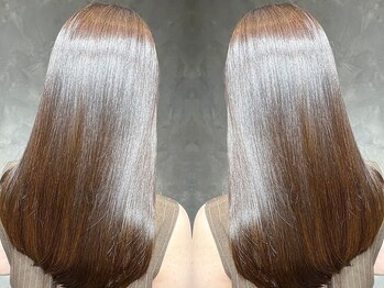 トッカ ヘアーアンドトリートメント 津田沼店(tocca hair&treatment)の写真/限られたトップサロンしか取扱いが認められない最高峰トリートメント【COTA】最高峰の艶髪大人女子へ