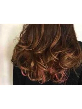 【明るい白髪染めが好評♪】トリトンカラーの魅力は溢れるツヤ感！ダメージを最小限に抑え上品スタイルへ＊