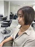 ショートボブ