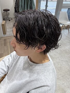 エスト 幕張本郷(est.) MENSHAIR/波巻ツイストスパイラル/フェザーパーマ/千葉/津田沼