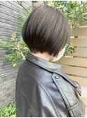 オリーブベージュ×大人女子ショート