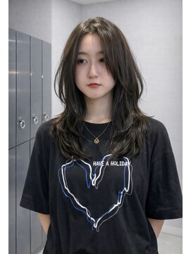 コース(co-th.) 顔周りカットハッシュカットダークブラウンワンホンレイヤー川崎