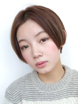 クラルス(Clarus) シャープなショートボブ【中山】