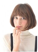 大人かわいい小顔前下がりフェザーボブ☆