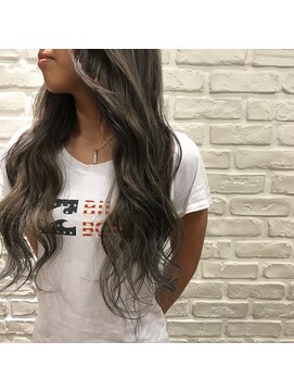 イズム 北千住店(ISM) 【ISM北千住】　　サーファーズアッシュ