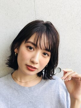 フラミューム(flammeum) 外ハネショートボブ