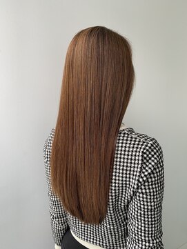 アクロ(AcRo) ロングレイヤー【カット、ヘッドスパ、ノンジアミンカラー】