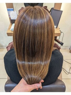 カロル 川口(Calor) 【マイナス5歳を叶える♪】[川口 髪質改善 アースカラー]