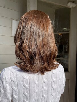 アミュレ(Amule) レイヤーボブヨシンモリ外ハネヘアー韓国っぽオリーブベージュ