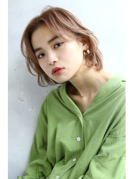 ロゼ 枚方(Rose) 【ROSE】耳かけショート/無造作カール/ボブ chi