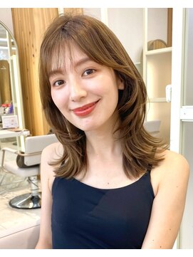 アフロートリノ(AFLOAT Leino) 2wayバング 韓国前髪 シースルー ミディアム くびれ