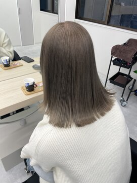 エイトサッポロ 札幌大通り店(EIGHT sapporo) milk tea greige