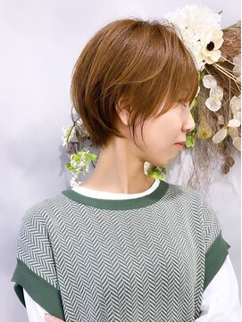 ハロー(...Hello) 丸みショート