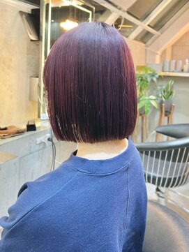 ロンド 表参道店(Lond) 【Lond表参道yui】艶×透明感のカシスカラーと切りっぱなしボブ
