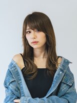 レヴィア(REVIA)&nbsp;レディースミディアムレイヤースタイルくびれ巻き