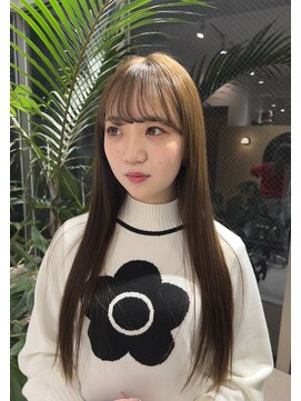 スタン 渋谷(Stam) ベージュカラーボブ切りっぱなしボブ長めボブレイヤー