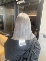 エイト 池袋店(EIGHT ikebukuro) ライトグレージュ