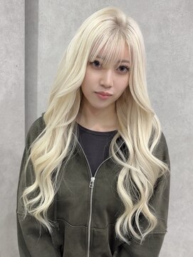 ロウル 渋谷(LOWRL) ホワイトブロンド/エクステ/ブリーチ