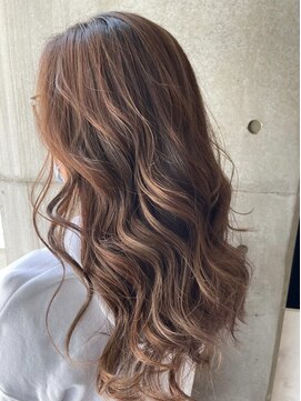 ユイト(uit) 《ハイライトベージュ》