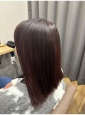 ストレートセミロングボブ