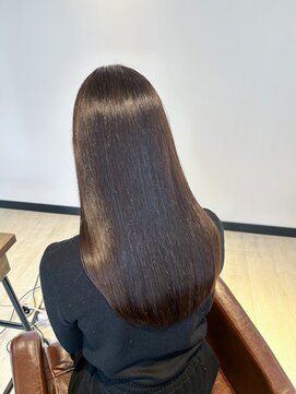 ソリス(Solis) 【Solis六本木】脅威のリピート率99%髪質改善トリートメント