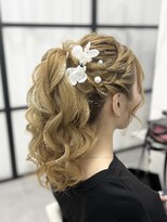 セラフィ(Seraphy)&nbsp;高めポニーテール