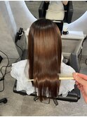 髪質改善ストレートで艶感アップ